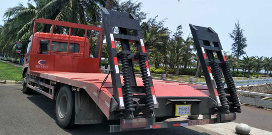 【國五】楚風單橋挖機平板車 【國五】楚風單橋挖機平板車
