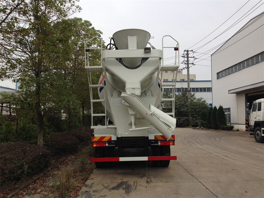 東風(fēng)大力神12方攪拌車 東風(fēng)大力神12方攪拌車