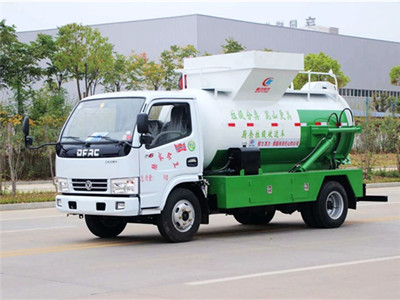 東風(fēng)多利卡5方餐廚垃圾車(chē)