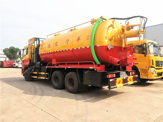 東風天龍后雙橋吸污車