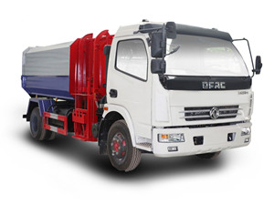 國五東風自裝卸式垃圾車