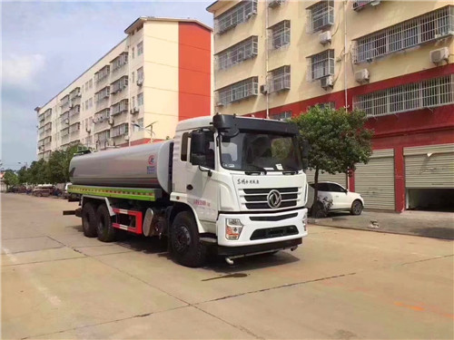 國六20噸灑水車-搭配新款駕駛室和新工藝