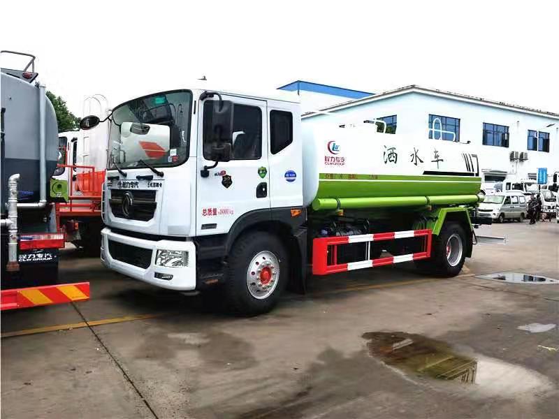 河南新鄉(xiāng)購置一輛國六東風(fēng)D9灑水車