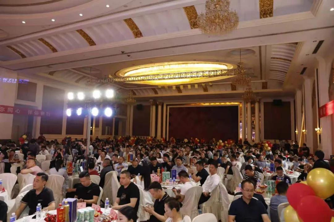 社會各界嘉賓與銷售經理、新聞媒體及網紅代表600余人,盛況空前引人注目