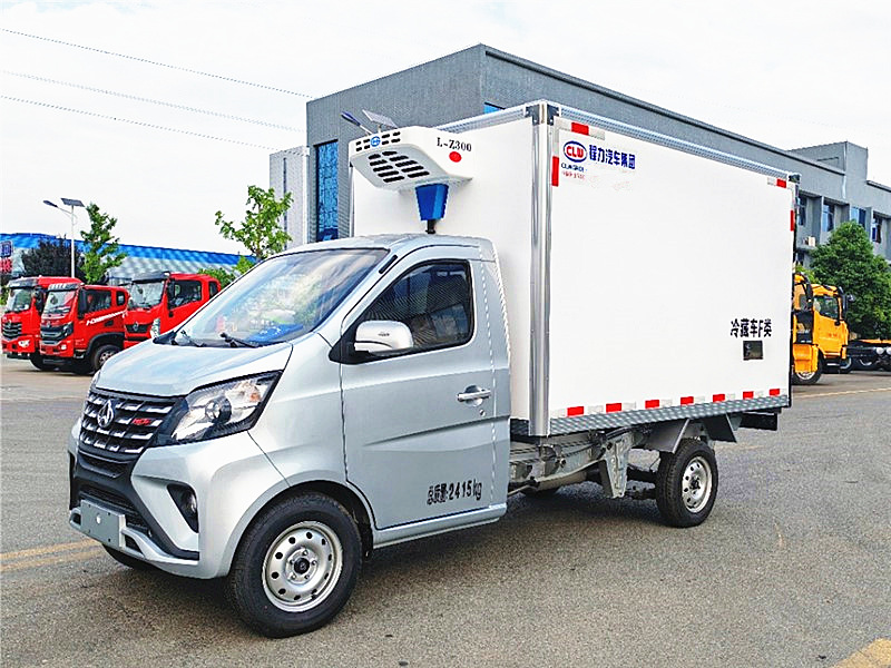 長安藍(lán)牌國六冷藏車