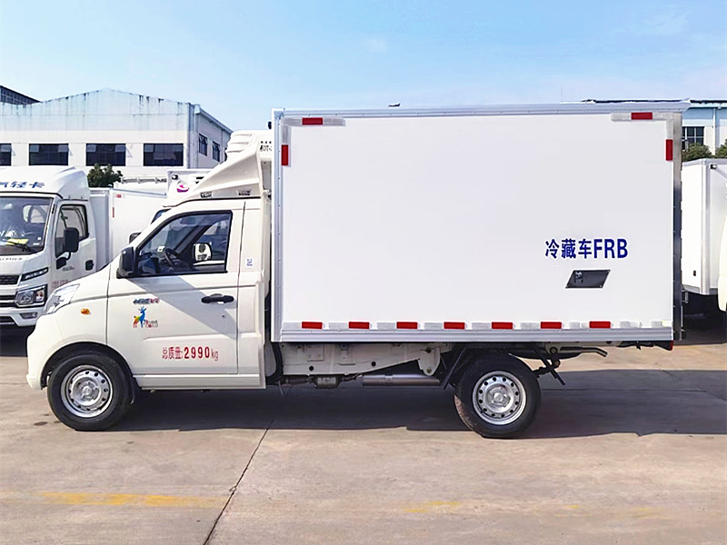 福田祥菱國(guó)六藍(lán)牌冷藏車