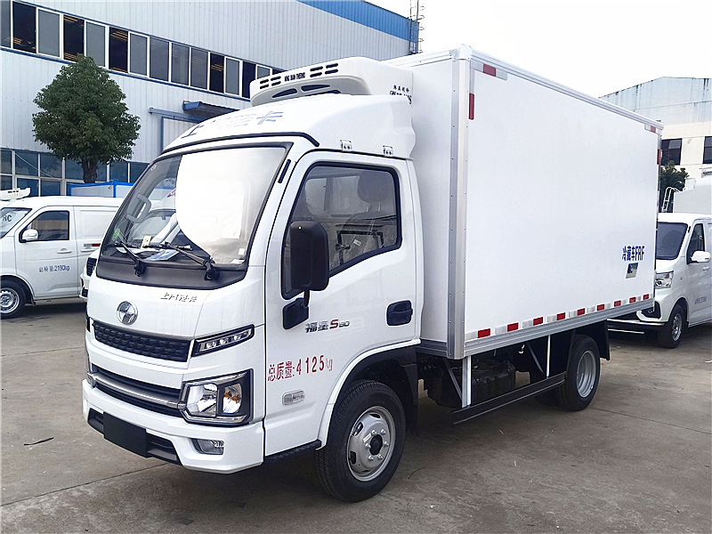 躍進(jìn)小福星藍(lán)牌國六冷藏車