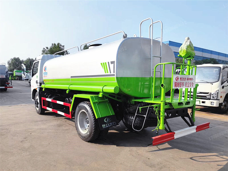 東風福瑞卡國六灑水車