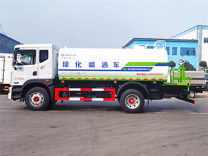 國六東風多利卡D9灑水車