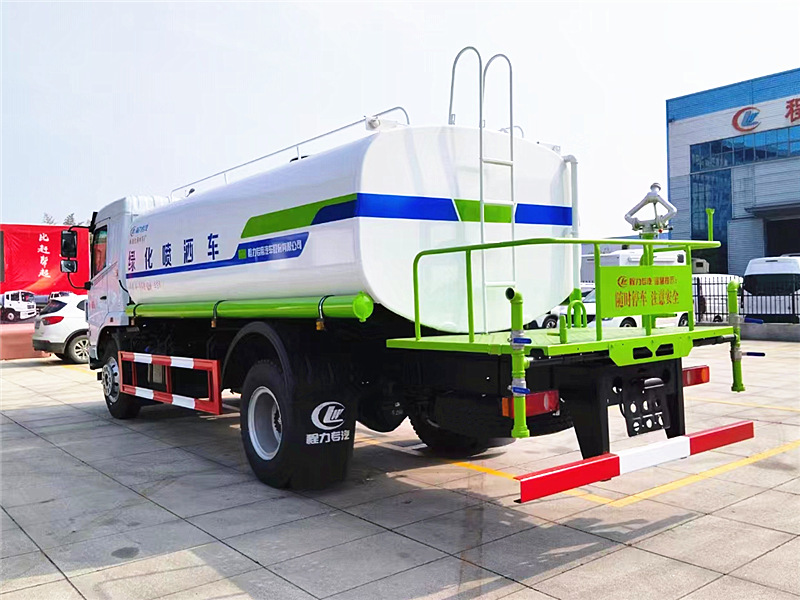 國六東風(fēng)華神F5灑水車