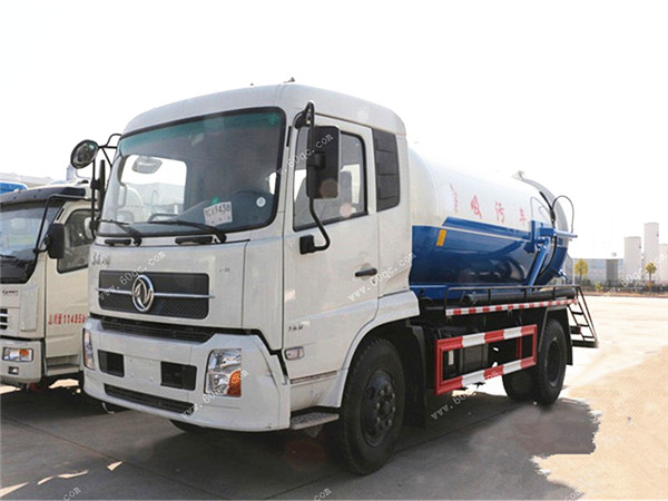 東風天錦吸污車