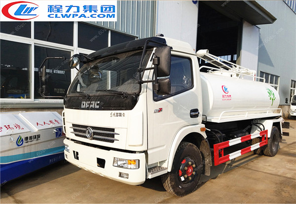 東風多利卡D7吸糞車