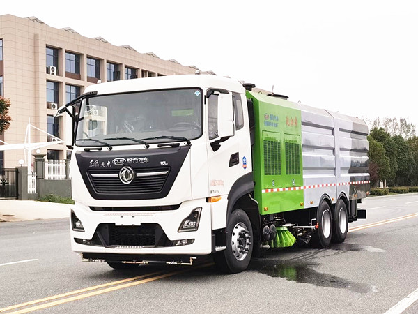 東風天龍后雙橋洗掃車