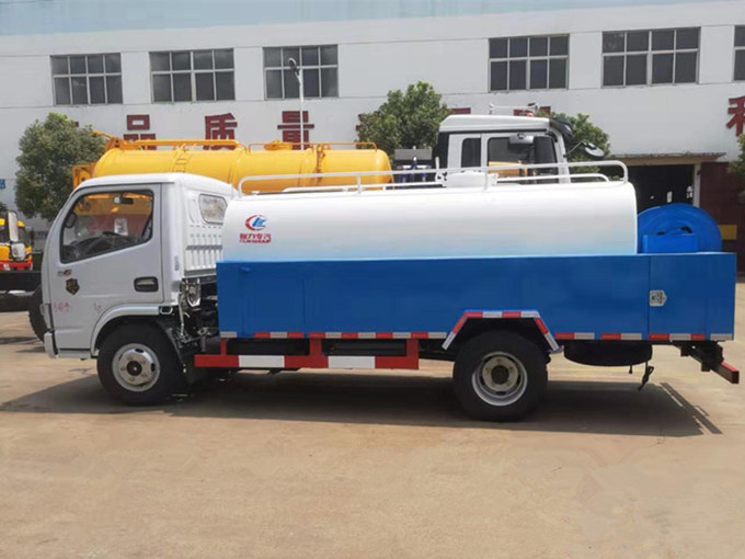 東風多利卡D6高壓清洗車